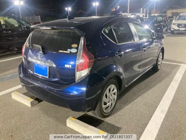 toyota aqua 2017 CFJ1801337 image 2