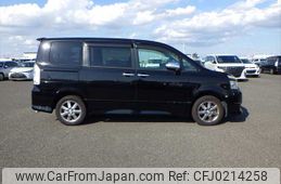 toyota voxy 2010 NIKYO_RT99849