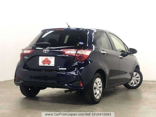 toyota vitz 2018 504928-925425 image 2