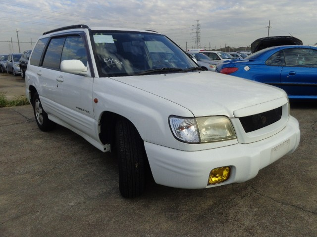 subaru forester 2001 14342C image 2