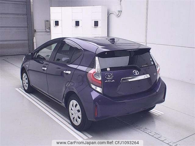 toyota aqua 2018 -TOYOTA--AQUA NHP10--6794440---TOYOTA--AQUA NHP10--6794440- image 2
