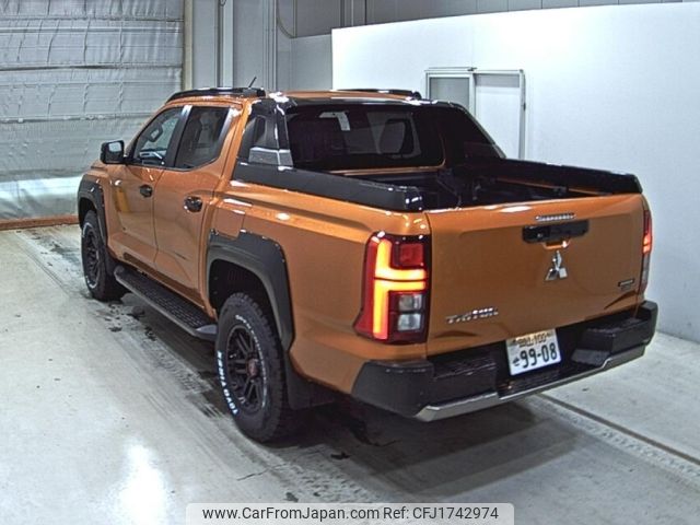 mitsubishi triton 2024 CFJ1742974 image 2