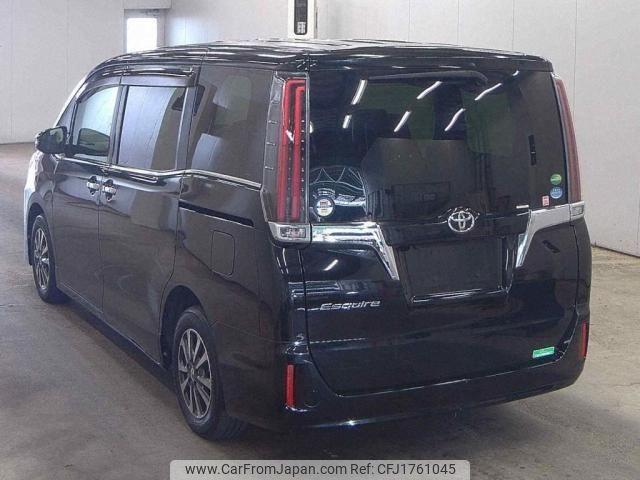 toyota esquire 2018 CFJ1761045 image 2