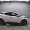 toyota c-hr 2017 -TOYOTA--C-HR DAA-ZYX10--ZYX10-2068813---TOYOTA--C-HR DAA-ZYX10--ZYX10-2068813- image 8