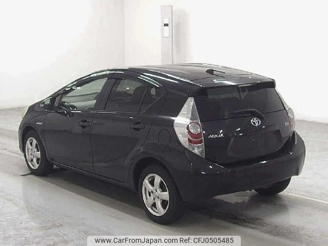 toyota aqua 2013 -TOYOTA--AQUA NHP10--2169551---TOYOTA--AQUA NHP10--2169551- image 2