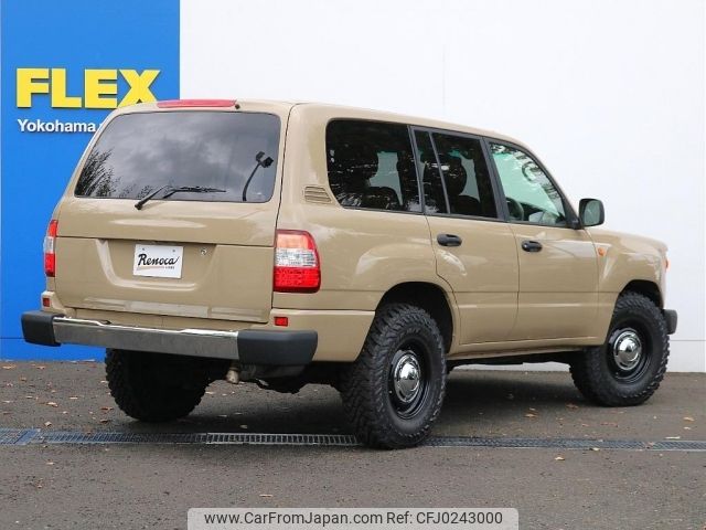 toyota land-cruiser-wagon 2006 -TOYOTA--Land Cruiser Wagon GH-UZJ100W--UZJ100-0160039---TOYOTA--Land Cruiser Wagon GH-UZJ100W--UZJ100-0160039- image 2