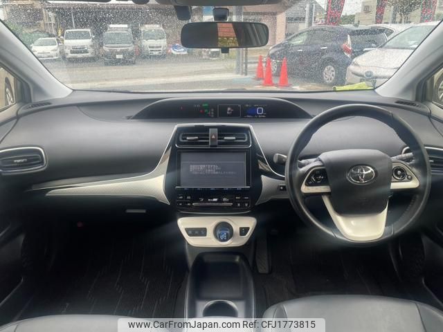 toyota prius 2016 CFJ1773815 image 2