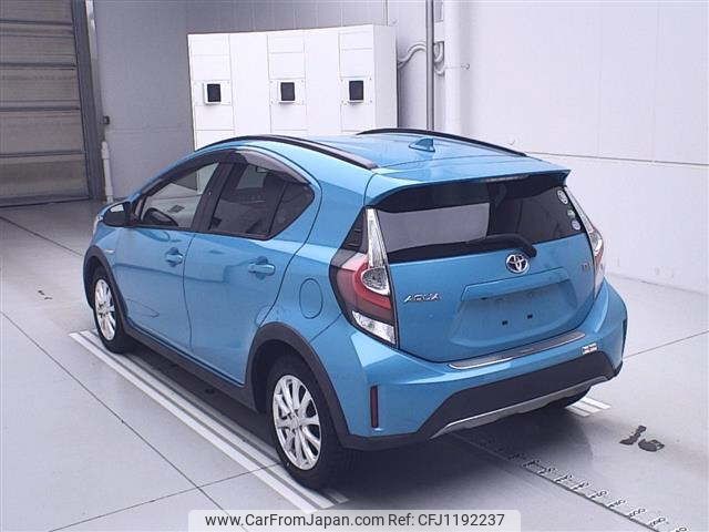toyota aqua 2017 -TOYOTA--AQUA NHP10H-6634394---TOYOTA--AQUA NHP10H-6634394- image 2