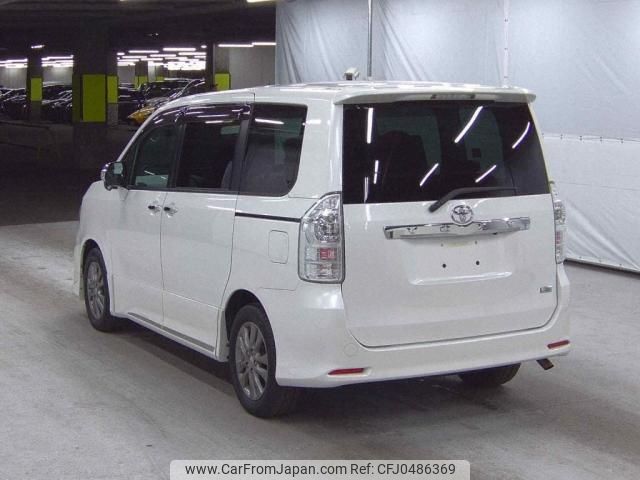 toyota voxy 2013 quick_quick_DBA-ZRR70W_0577430 image 2