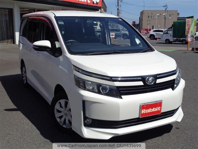 toyota voxy 2015 CFJ1639699 image 2