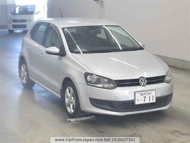 volkswagen polo undefined -VOLKSWAGEN 【横浜 556モ711】--VW Polo 6RCBZ-WVWZZZ6RZCU005928---VOLKSWAGEN 【横浜 556モ711】--VW Polo 6RCBZ-WVWZZZ6RZCU005928- image 1