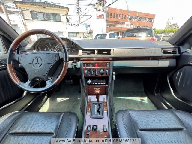 mercedes-benz amg 1995 -MERCEDES-BENZ--AMG ﾌﾒｲ--WDB1240921F308194---MERCEDES-BENZ--AMG ﾌﾒｲ--WDB1240921F308194- image 2