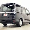 toyota voxy 2014 504928-929171 image 2