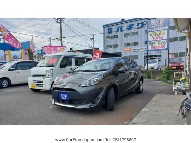 toyota aqua 2019 CFJ1798807 image 2