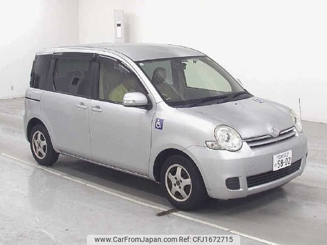 toyota sienta 2015 CFJ1672715 image 1