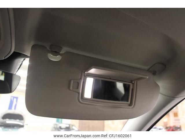 volvo xc60 2022 CFJ1602061 image 2