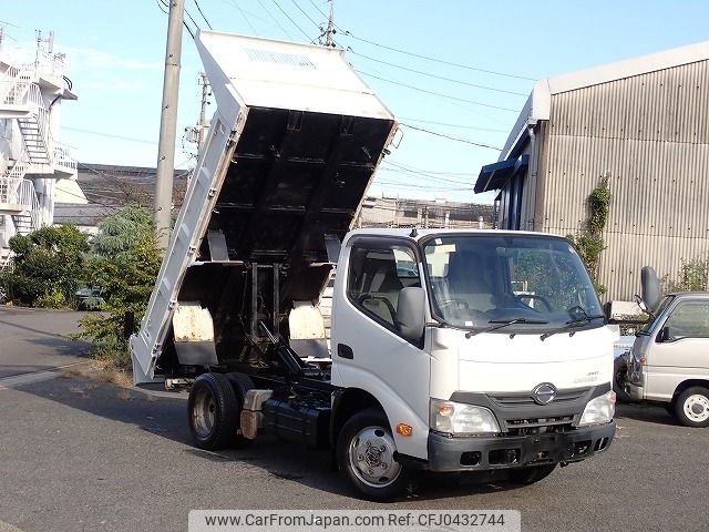 hino dutro 2014 -HINO--Hino Dutoro TKG-XZU675T--XZU675-0004102---HINO--Hino Dutoro TKG-XZU675T--XZU675-0004102- image 1