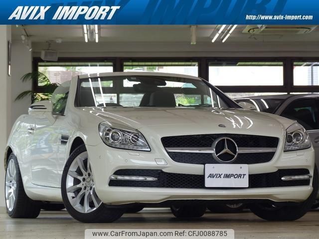 mercedes-benz slk-class 2013 quick_quick_172457_WDD1724572F025660 image 1