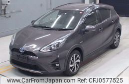 toyota aqua 2019 -TOYOTA--AQUA NHP10H-6852712---TOYOTA--AQUA NHP10H-6852712-