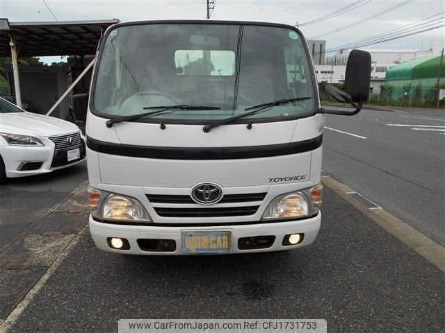 toyota toyoace 2014 CFJ1731753 image 2
