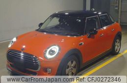 mini mini-others 2018 quick_quick_DBA-XU15M_WMWXU72010TN22754