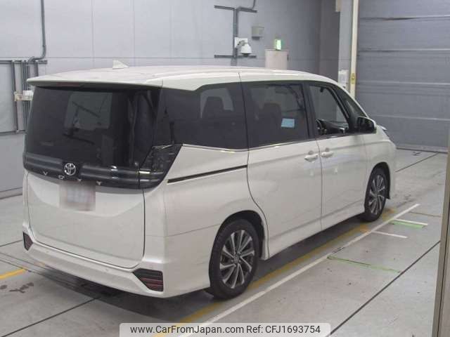 toyota voxy 2024 CFJ1693754 image 2