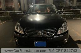 toyota crown 2011 CFJ1844743