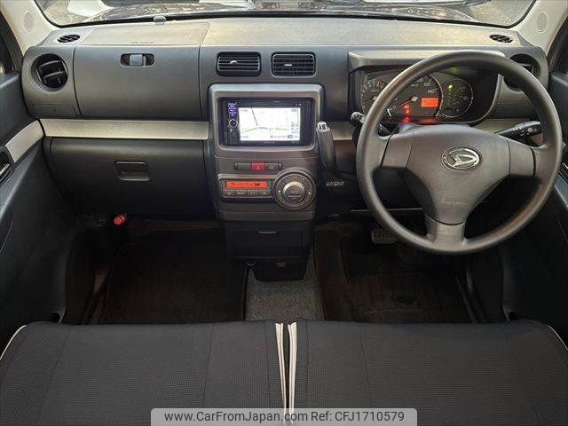 daihatsu move-conte 2013 CFJ1710579 image 2