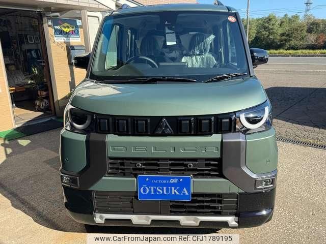 mitsubishi delica 2025 CFJ1789195 image 2