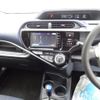 toyota aqua 2016 quick_quick_DAA-NHP10_NHP10-2537971 image 9