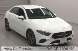 mercedes-benz a-class 2023 CFJ1890190