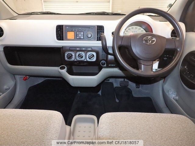 toyota passo 2011 CFJ1818057 image 2