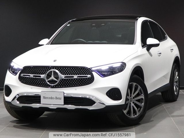 mercedes-benz glc-class 2024 CFJ1557981 image 1