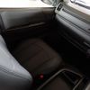 toyota regiusace-van 2016 GOO_JP_700040301030250517001 image 31