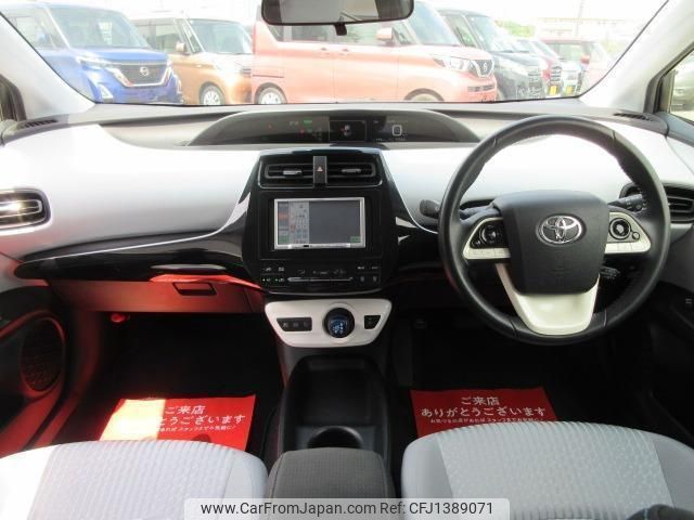 toyota prius 2016 quick_quick_ZVW50_ZVW50-8002573 image 2