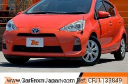 toyota aqua 2013 -TOYOTA--AQUA DAA-NHP10--NHP10-2212049---TOYOTA--AQUA DAA-NHP10--NHP10-2212049-