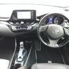 toyota c-hr 2018 ENHANCEAUTO_1_ea286395 image 16