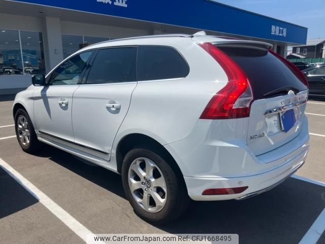 volvo xc60 2017 CFJ1668495 image 2
