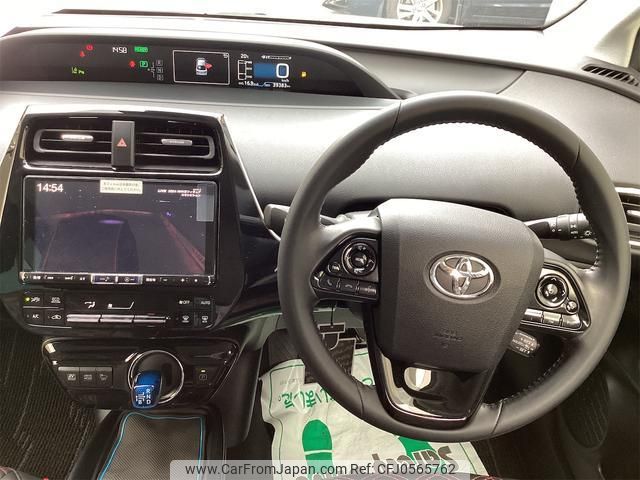 toyota prius 2020 quick_quick_ZVW51_ZVW51-6143742 image 2