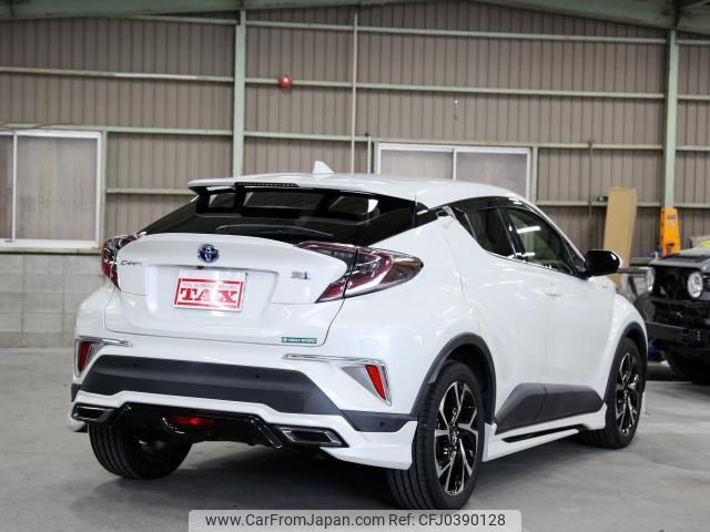 toyota c-hr 2017 quick_quick_ZYX10_ZYX10-2040199 image 2