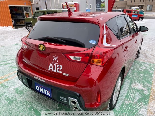 toyota auris 2013 AUTOSERVER_15_5136_289 image 2