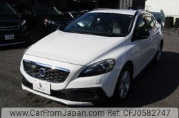 volvo v40 2014 -VOLVO 【足立 302ﾔ8873】--Volvo V40 MB5204T--2043017---VOLVO 【足立 302ﾔ8873】--Volvo V40 MB5204T--2043017-