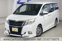 toyota esquire 2015 -TOYOTA--Esquire DBA-ZRR80G--ZRR80-0142411---TOYOTA--Esquire DBA-ZRR80G--ZRR80-0142411-