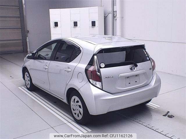 toyota aqua 2016 -TOYOTA--AQUA NHP10-2574550---TOYOTA--AQUA NHP10-2574550- image 2