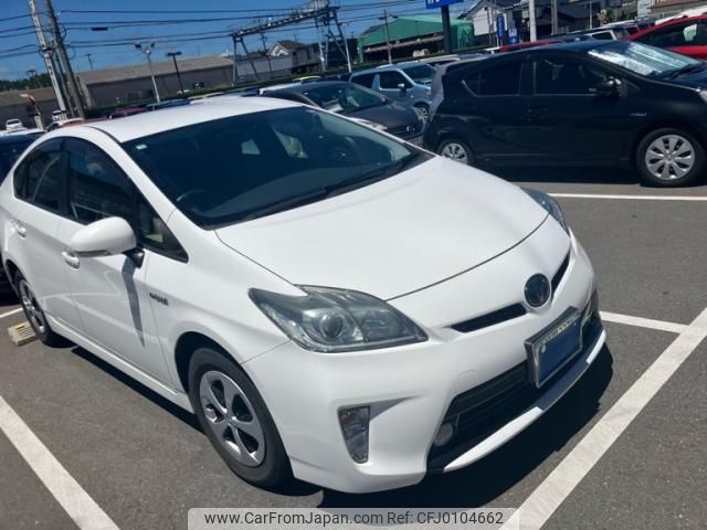 toyota prius 2014 -TOYOTA--Prius DAA-ZVW30--ZVW30-1895687---TOYOTA--Prius DAA-ZVW30--ZVW30-1895687- image 1