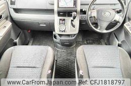 toyota voxy 2010 CFJ1818797