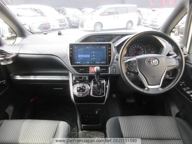 toyota voxy 2019 CFJ1751590 image 2