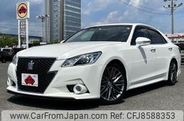 toyota crown 2014 CFJ8588353