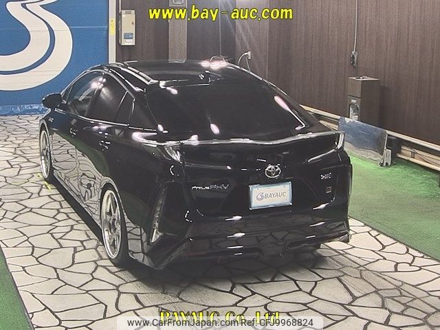 toyota prius-phv 2019 -TOYOTA--Prius PHV ZVW52-3132640---TOYOTA--Prius PHV ZVW52-3132640- image 2