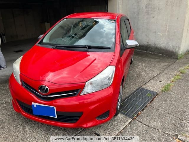 toyota vitz 2011 CFJ1634439 image 1